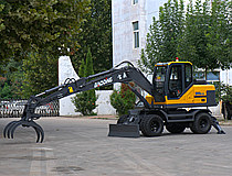 宝鼎轮式抓木机 宝鼎轮式抓木机