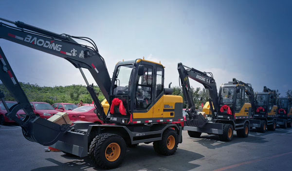 宝鼎轮式挖掘机抓木机厂家.jpg 宝鼎轮式挖掘机抓木机厂家.jpg