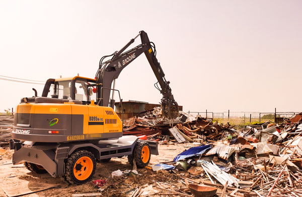 抓木机抓铁机.jpg 抓木机抓铁机.jpg