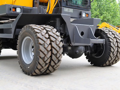 宝鼎小型抓木机 宝鼎小型抓木机