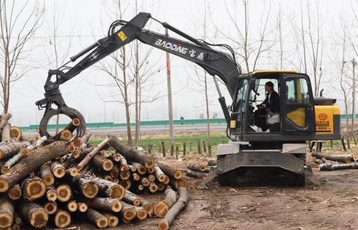 轮式抓木机 轮式抓木机