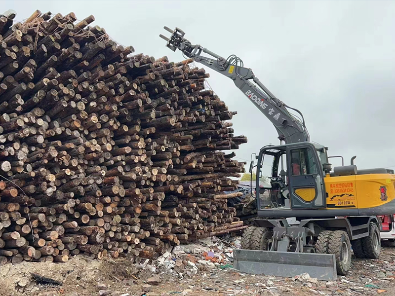 120抓木机.png 120抓木机.png