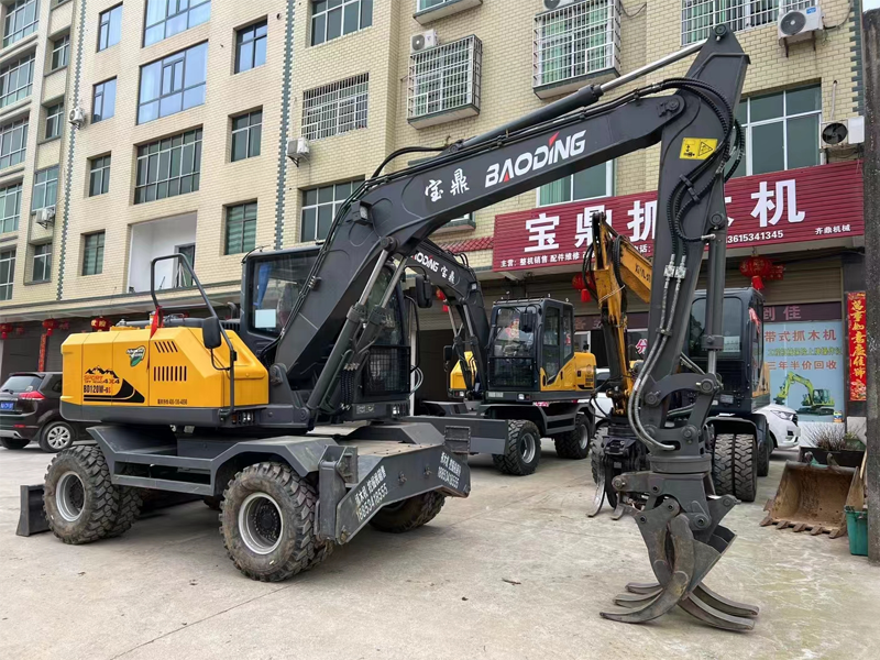 宝鼎抓木机.png 宝鼎抓木机.png