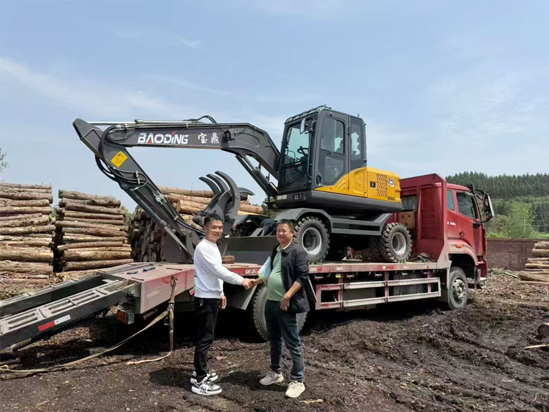 宝鼎90G轮式抓木机 宝鼎90G轮式抓木机