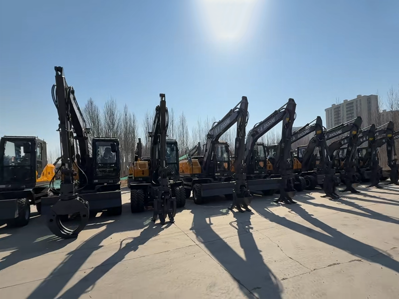 宝鼎挖掘机.png 宝鼎挖掘机.png