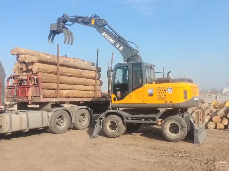 宝鼎110E抓木机,农业装卸的得力助手