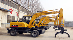 2015年国产挖掘机性价比之王-宝鼎轮式90挖掘机