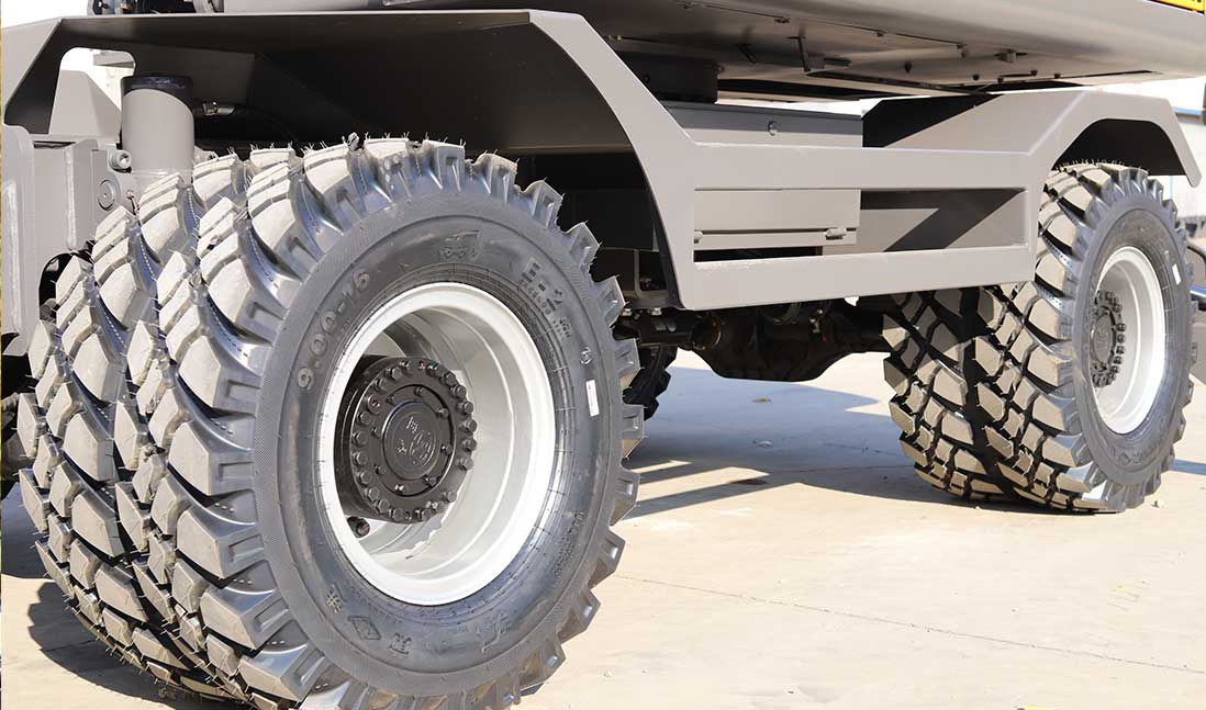 宝鼎BD120WD轮式抓木机