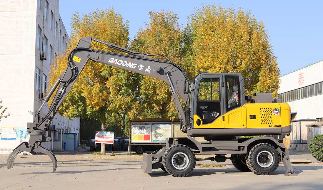 宝鼎BD120WD轮式抓木机