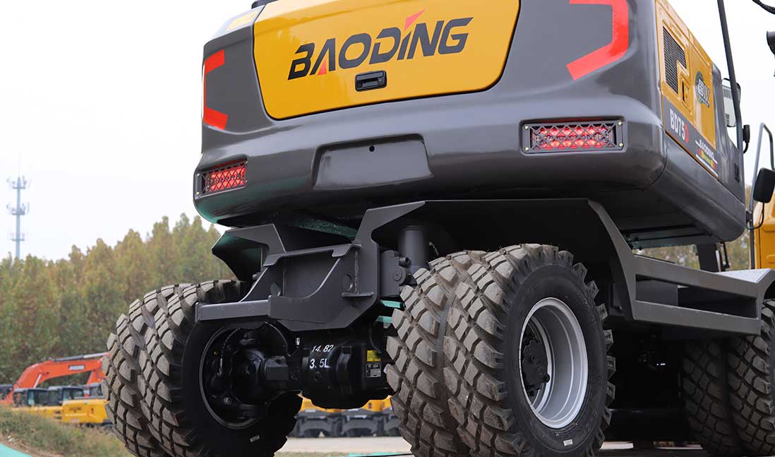 宝鼎BD75D轮式挖掘机